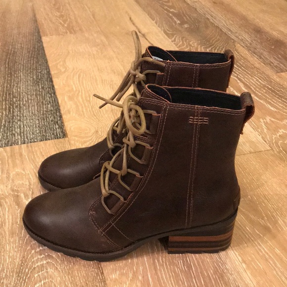 New Sorel Cate Lace Booties in Burro - Picture 4 of 8